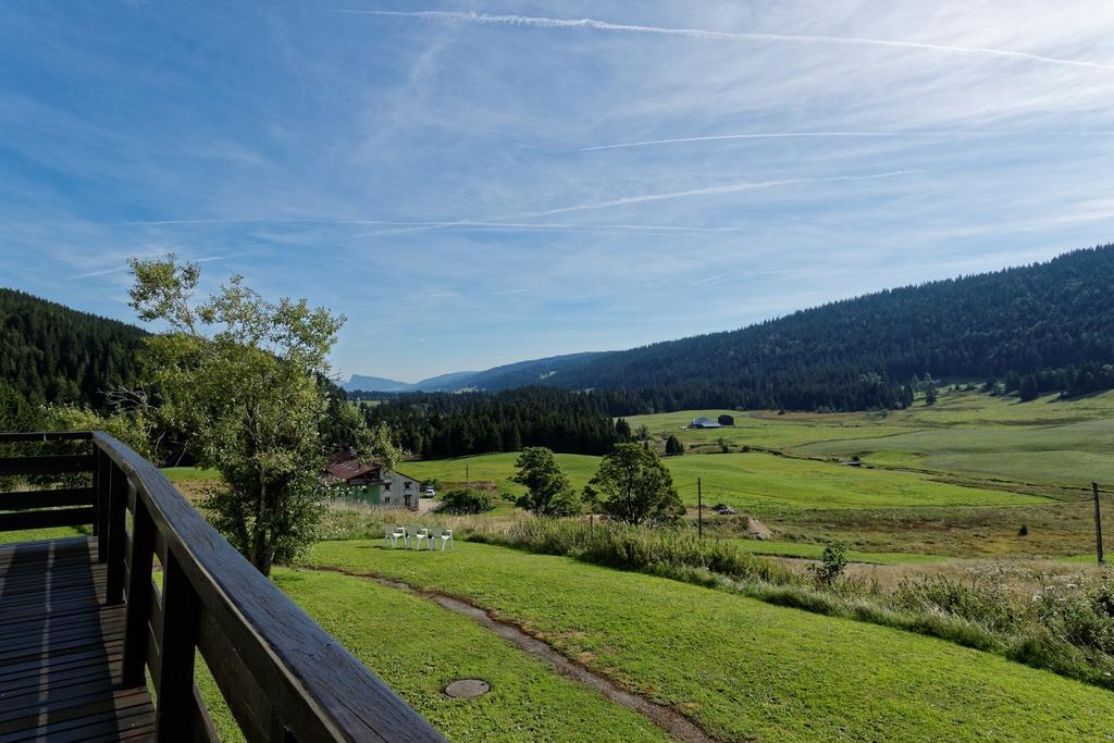 Hotel Club Le Risoux Bois-dʼAmont Kültér fotó