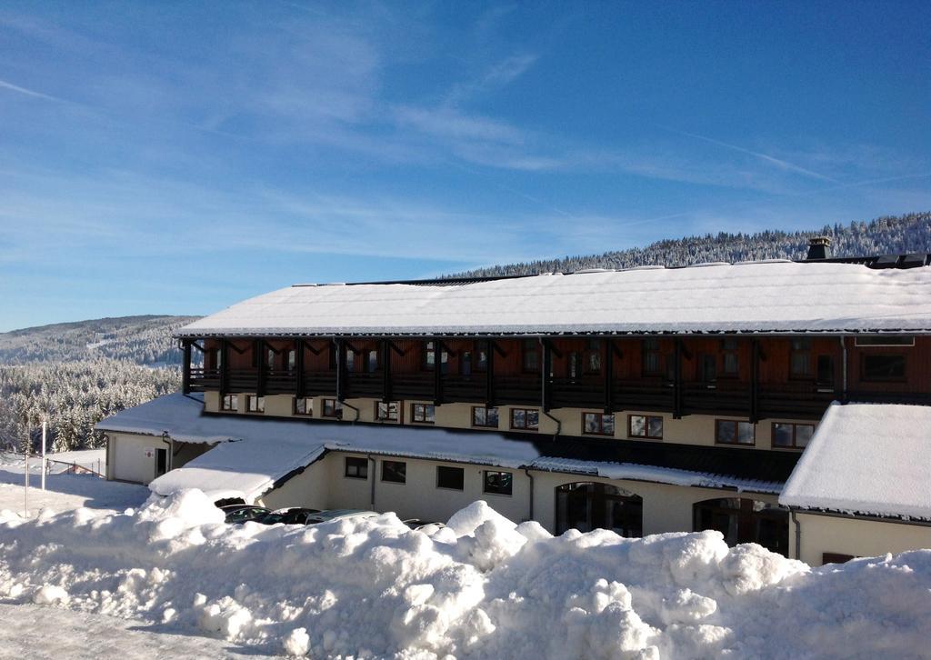 Hotel Club Le Risoux Bois-dʼAmont Kültér fotó