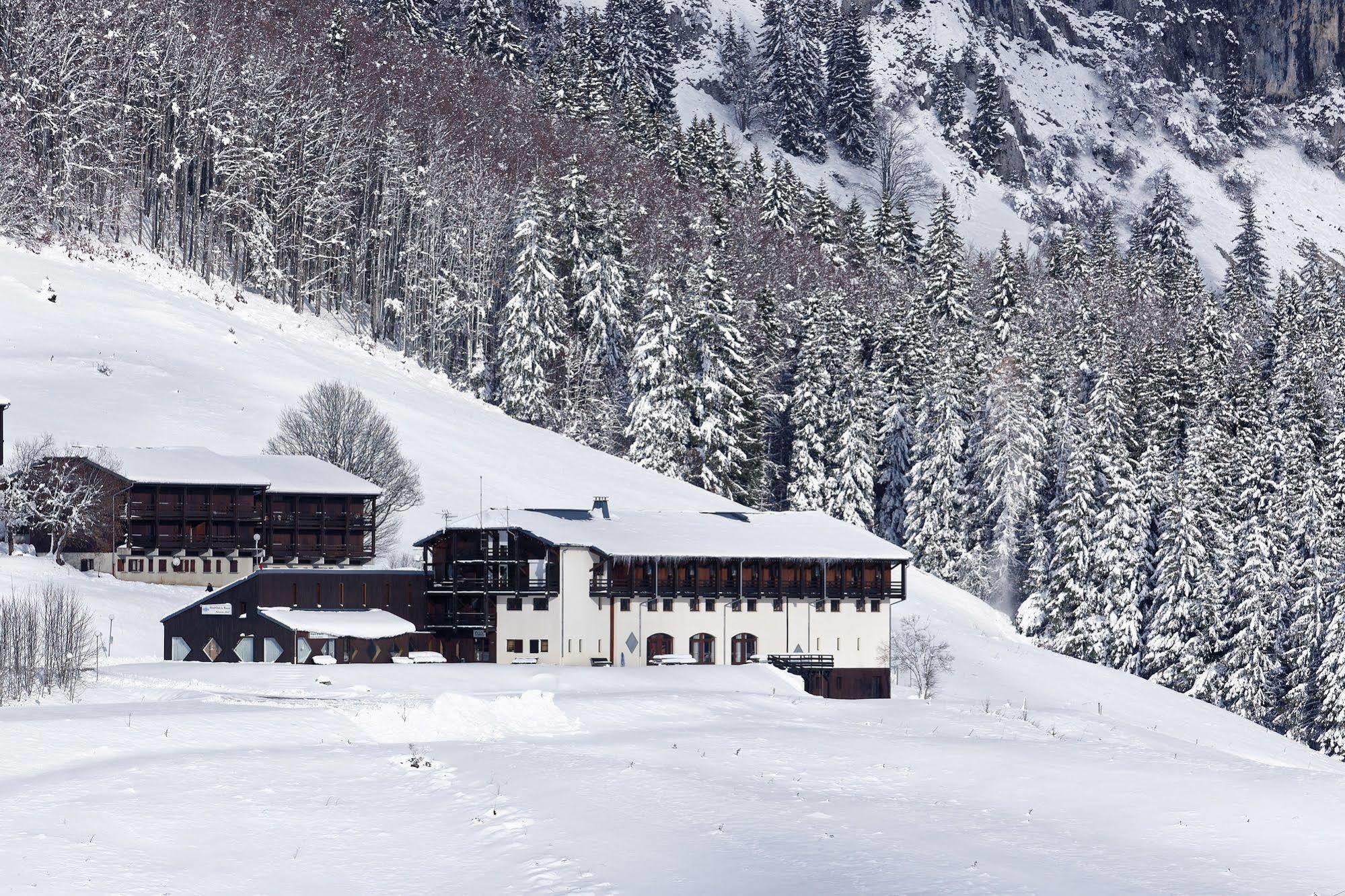 Hotel Club Le Risoux Bois-dʼAmont Kültér fotó